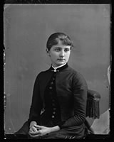 More than 600 photographs of Kiel people, places and events taken between 1860 to 1980.